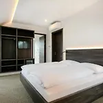 Ξενοδοχείο Spitzerberg By B-smart 4*