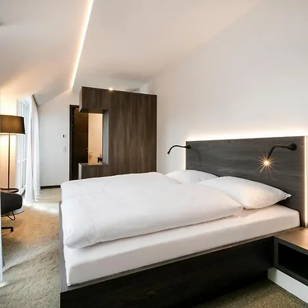Spitzerberg By B-smart Hotel 4*