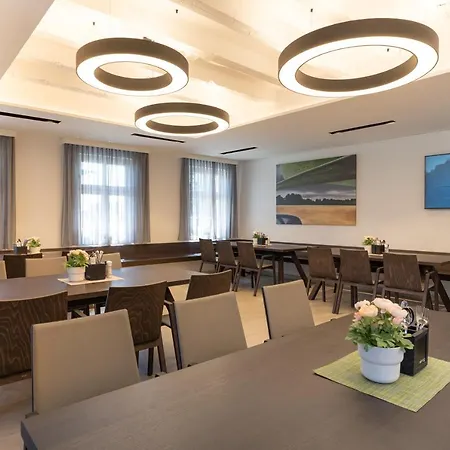 Spitzerberg By B-smart 4* Hundsheim