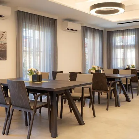 Spitzerberg By B-smart 4*