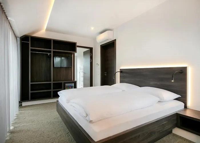 Hotel Spitzerberg By B-smart 4*