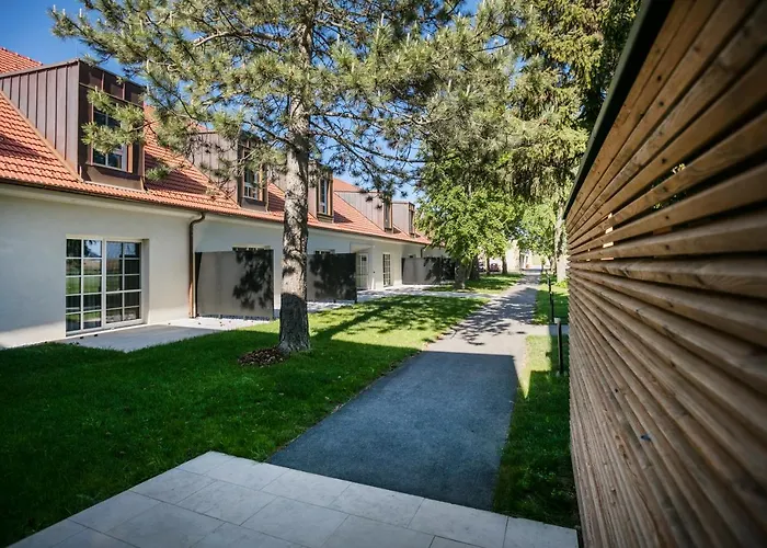 Spitzerberg By B-smart 4*