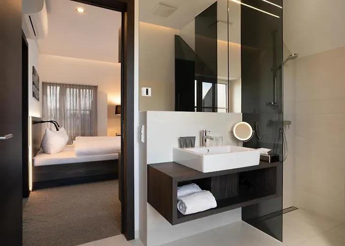 Hotel Spitzerberg By B-smart Hundsheim