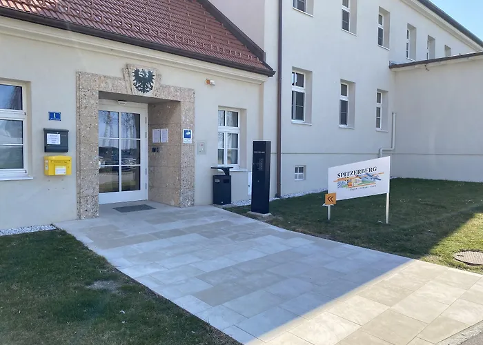 Spitzerberg By B-smart Hotel Hundsheim